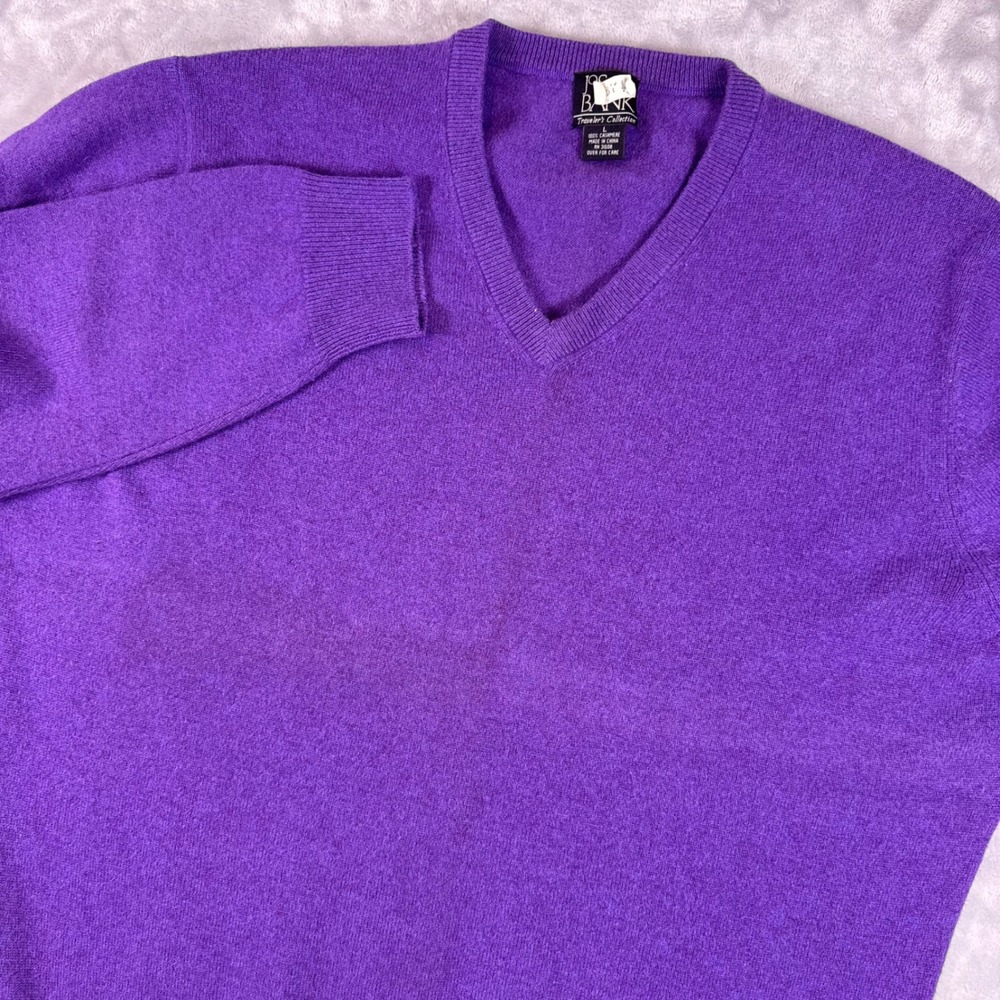 Jos A Bank Travelers Collection 100% Cashmere V-Neck Sweater Mens L Purple*